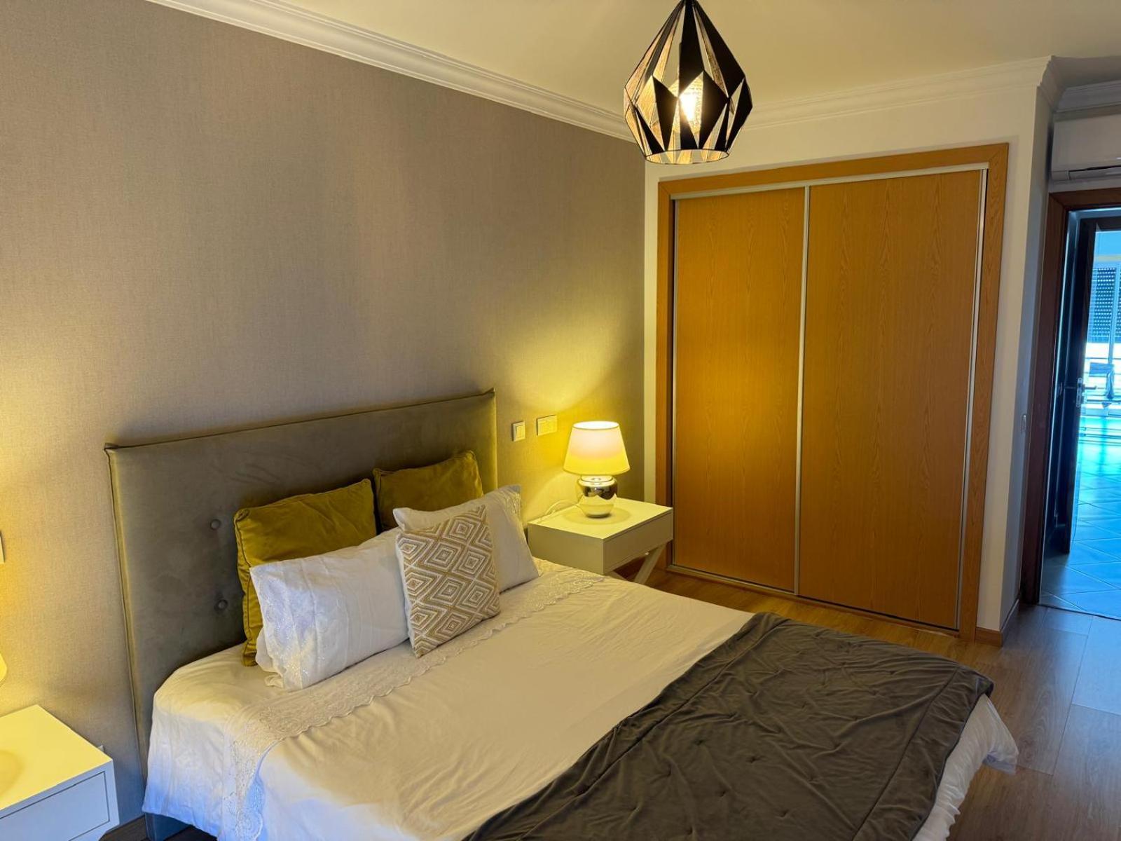 Modern 2 Bed Apartment 5Km Carvoeiro Lagoa  Extérieur photo