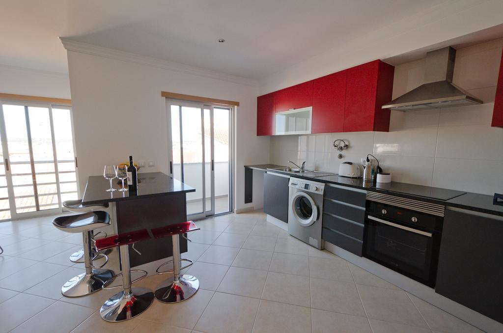 Modern 2 Bed Apartment 5Km Carvoeiro Lagoa  Extérieur photo