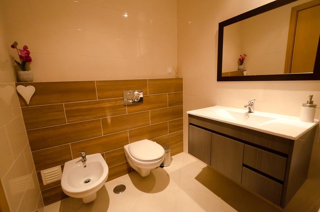 Modern 2 Bed Apartment 5Km Carvoeiro Lagoa  Extérieur photo